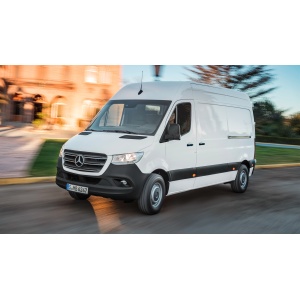 Envío de alquiler equipo audiovisual ligero y medio en Madrid